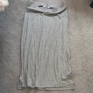 Francesca’s Metallic Silver Ribbed Knit Maxi Skirt
